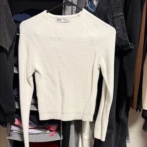Zara Women's Cream Crew Neck Sweater